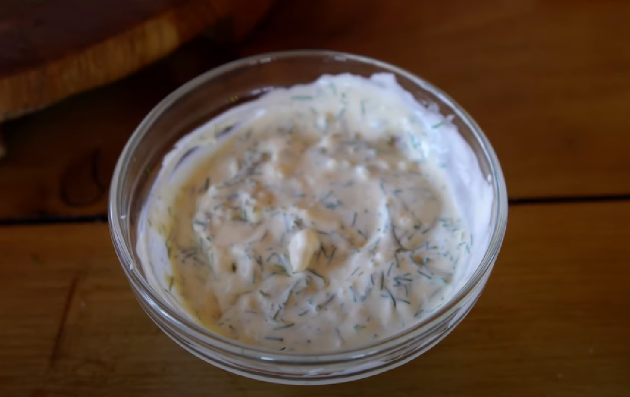 Хрусткі курячі нагетси, наче в магазині: рецепт ідеальної м'ясної закуски